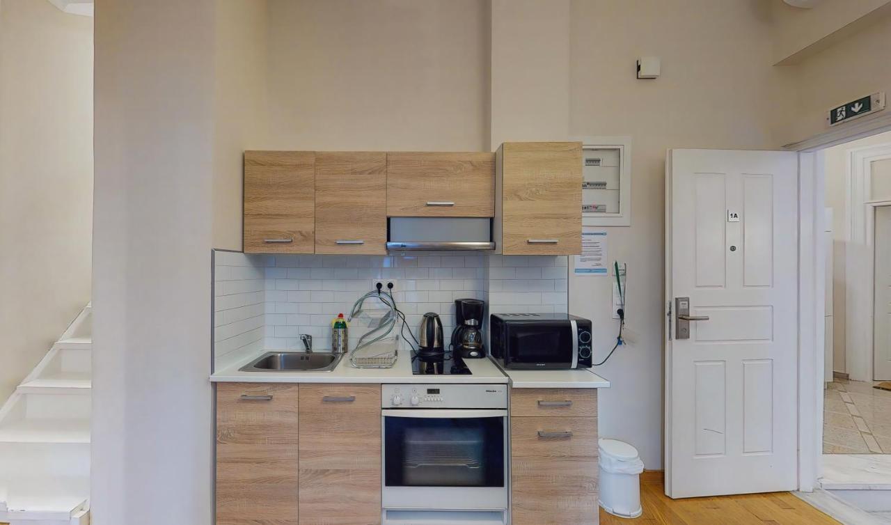 Central Apartments In Psiri - Athens Exterior photo